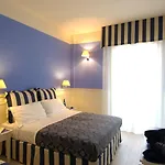 Sport & Residenza Апарт-отель Чезенатико